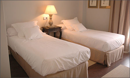 Hotel Maria Jimena Ocana  Exterior photo