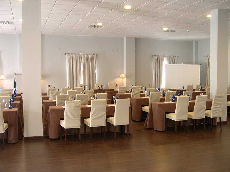 Hotel Maria Jimena Ocana  Facilities photo