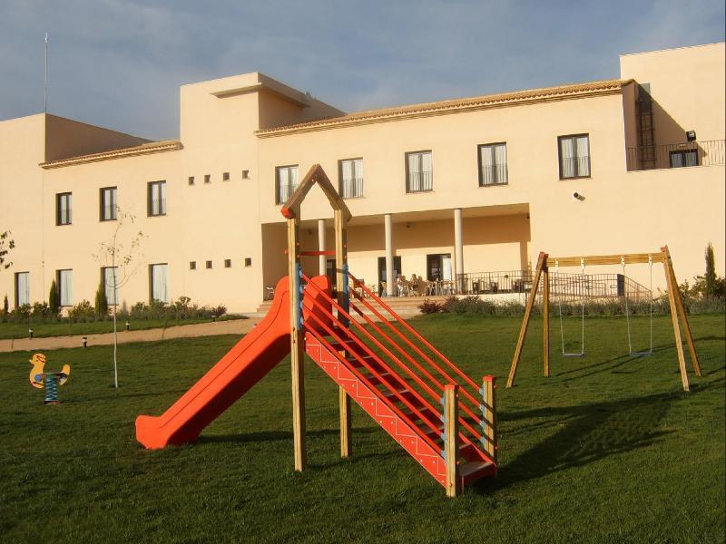 Hotel Maria Jimena Ocana  Exterior photo